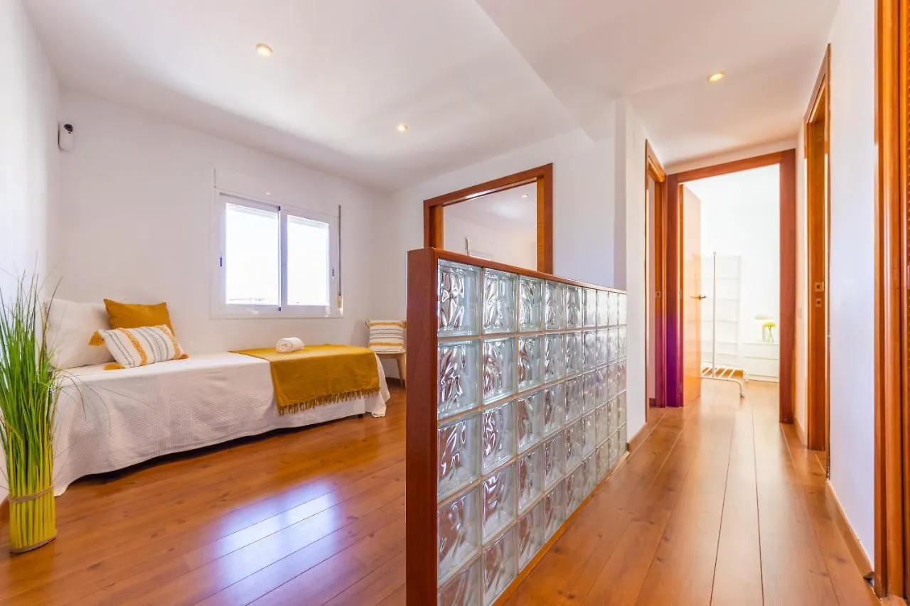 Wooow!!! Atic Centric Amb Terrassa Apartment Tarragona